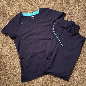Scrub set